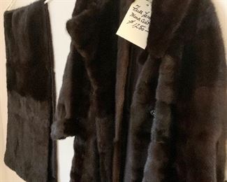 FINE MINK COAT WITH LENGTH ATTACHMENT