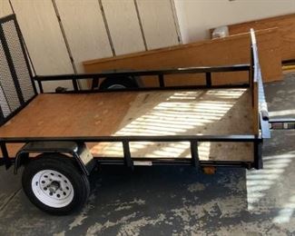 5ft X 8ft Mesh Gate Utility Trailer With Clean Title