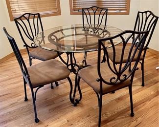 Beveled Glass And Black Metal Round Table With 5 Chairs