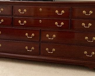 Lexington 4 Poster King Bed, Dresser and 2 Nightstands, Table Lamps pair, Bedding, Art