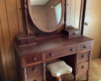 1920's/ 30's Vanity, excellent condition.