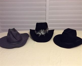 Afm062 Three Cowboy Hats