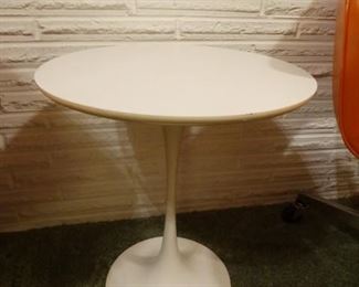 Burke Tulip Side Table