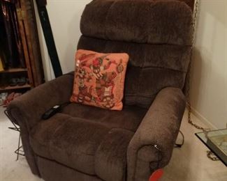 Ashley Lift Chair