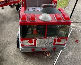 Childs Fire Truck ( Might need a power cord)