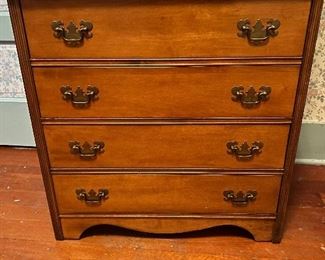 Wood dresser