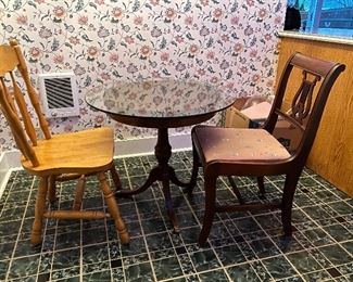 Side table used as small kitchen table