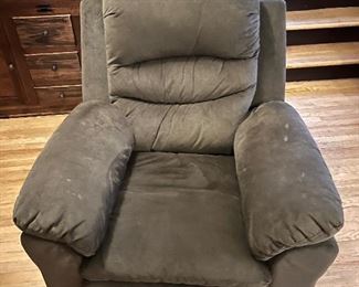 Arm chair that needs a little cleaning