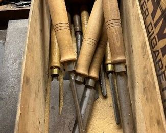 Turning tools
