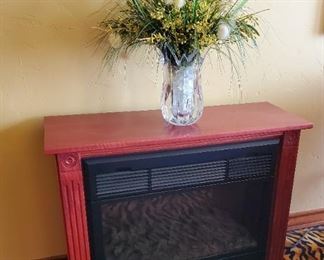 Electric fireplace. Works and is in excellent condition