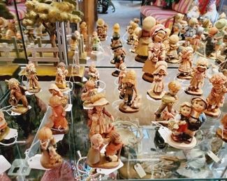 Anri hand carved wooden Italian figurines