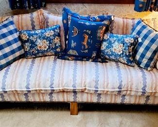 Drexel Heritage wooden sofa. Cushion is all one piece