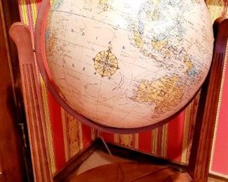 Replogic heirloom illuminated hardwood globe