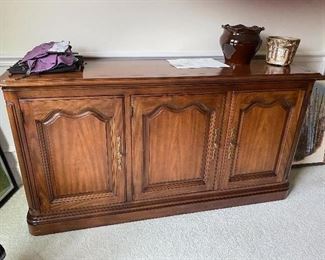 Kindel buffet/sideboard.