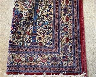 Oriental rug, approx. 5’ x 3’.
