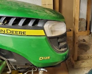 John Deere Riding Lawnmower