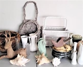 ASSORTED GARDEN & VASES