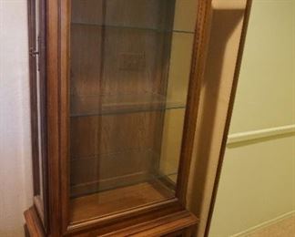 display cabinet