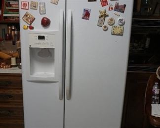 side by side refrigerator