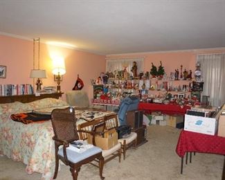 king  bed, master bedroom, chairs, frames, music, Christmas decor, books, lamps, lift chair, recliner, TV