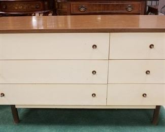 1004	STANELY MIDCENTURY MODERN 6 DRAWER CHEST, FORMICA TOP, 52 IN W, 29 1/2 IN H, 17 3/4 IN DEEP
