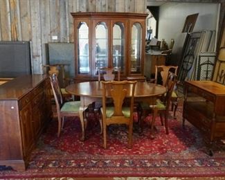 1120	10 PIECE CHERRY DINING ROOM, STATTON, OLD TOWNE & PENNSYLVANIA HOUSE, STATTON OVAL TABLE W/4-12 IN LEAVES, 6 CHAIRS, 2 ARM & 4 SIDE, OLD TOWNE SIDEBOARD, 66 IN WIDE, DROP LEAF SERVER ON WHEELS, TOP HAS FADING, STATTON TRUTYPE AMERICAN & PENNSYLVANIA HOUSE BREAKFRONT W/MIRROR BACK, LIGHTING, GLASS SHELVES & BEVELED GLASS DOORS, HAS SCRATCHES ON THE TOP OF THE BASE
