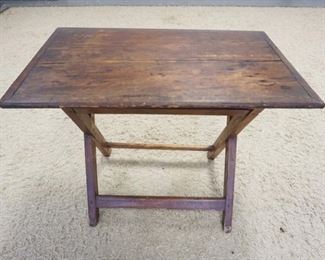 1147	SMALL PINE TABLE W/SAWBUCK BASE, 33 IN X 21 IN X 26 IN HIGH
