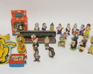 1217	GROUP OF DISNEY TOYS INCLUDING SNOW WHITE & THE SEVEN DWARVES, PLUTO HAND PUPPET ETC
