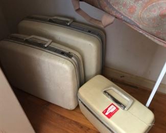 Great Samsonite luggage