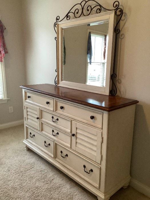 Havertys Farmhouse Dresser Matching Headboard in Auction Too