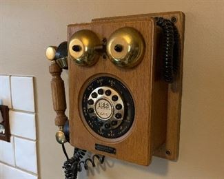 Vintage style phone