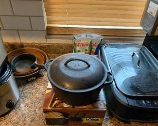 Cast iron cookware, countertop grill