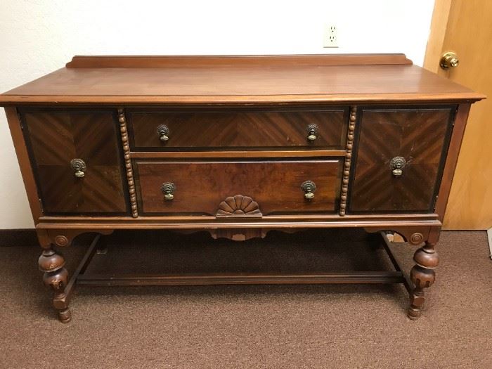 Furniture Projects and Finds in Rapid City... starts on 12/3/2021