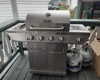 Stainless steel propane BBQ Grill