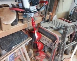 Ice fishing auger gas powered