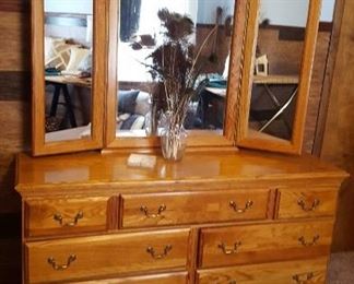 Pine 7 drawer dresser with mirror