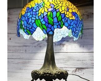 Large Tiffany Style Stained Glass Table Lamp Wisteria Flower