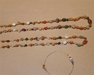 auctions.busybeever.com