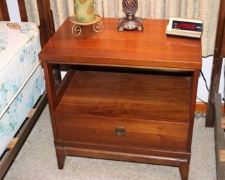 single Bassett MCM nightstand