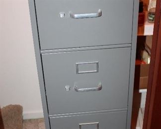 four-drawer Hon, with key