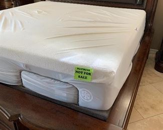 Master Bedroom Suite: Pulaski King Sleigh Bed Frame, (Mattress/BS NOT FOR SALE), Dresser, Gentleman's Chest, 2 Nightstands