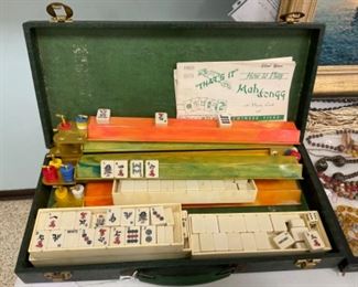 Ever-popular Bakelite Mahjongg set