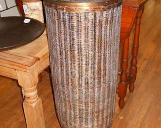 Large Wicker Basket w/ Wooden Lid