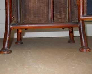 Iron & Wicker Golf Club Cabinet