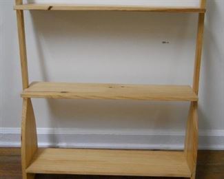 Wooden Painted Scene Paddle Shelf