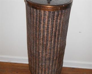 Large Wicker Basket w/ Wooden Lid