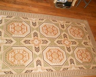 5' x 8' Green & Tan Needlepoint Rug