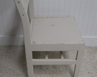 4 White Painted Wood Kids School Chairs