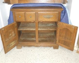 Richardson Bros Co. Buffet Oak Server