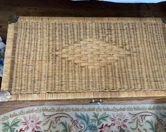 Wicker Trunk Chest